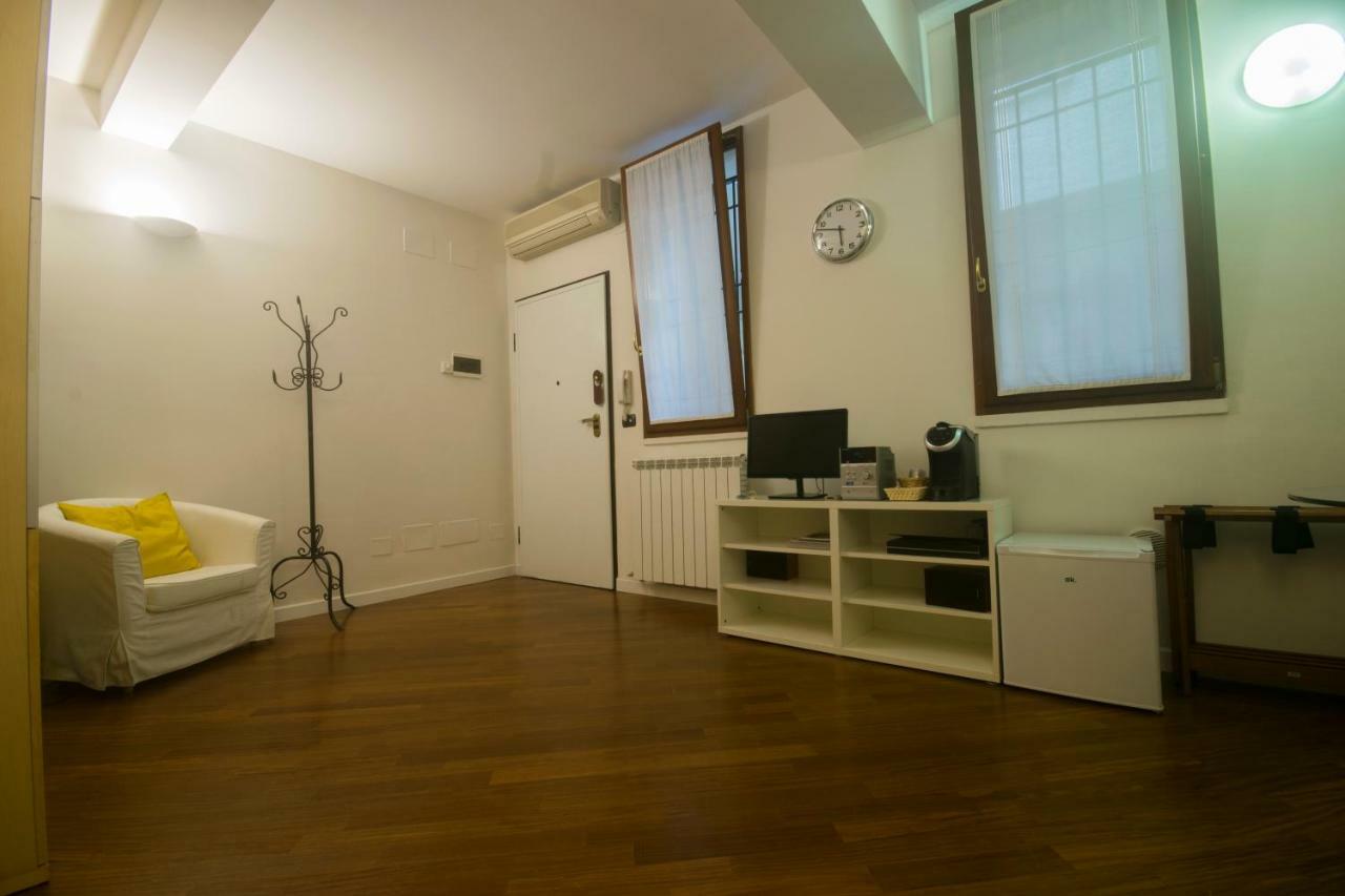 בולוניה Suite Del Borgo - Affittacamere - Guest House מראה חיצוני תמונה