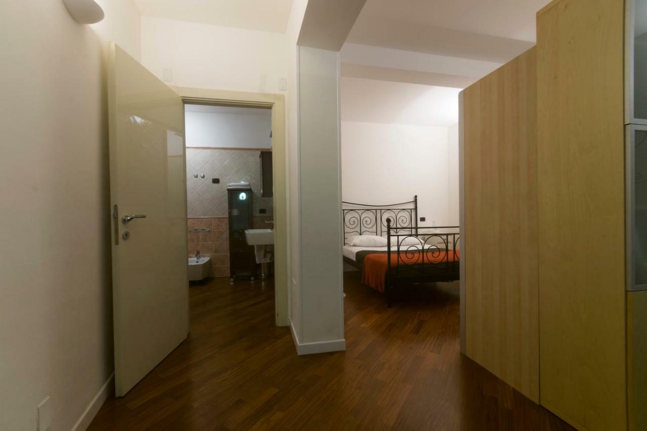 בולוניה Suite Del Borgo - Affittacamere - Guest House מראה חיצוני תמונה