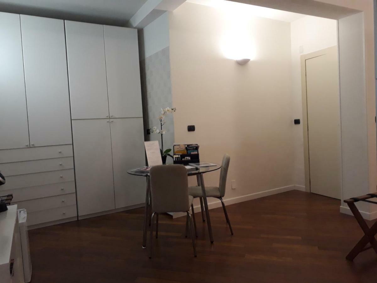 בולוניה Suite Del Borgo - Affittacamere - Guest House מראה חיצוני תמונה